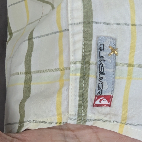 Quicksilver Possible Medium Short Sleeve Button Down Shirt White/Gray/Yellow - Picture 5 of 10